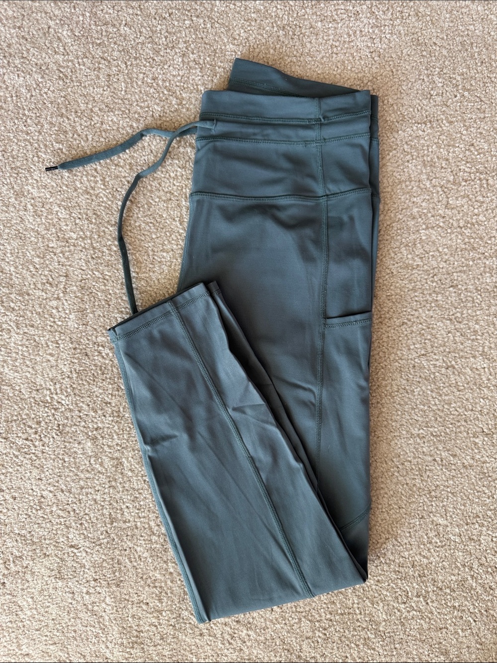 ZYIA Sage Green Pocket Drawstring Luxe 7/8 24” Leggings